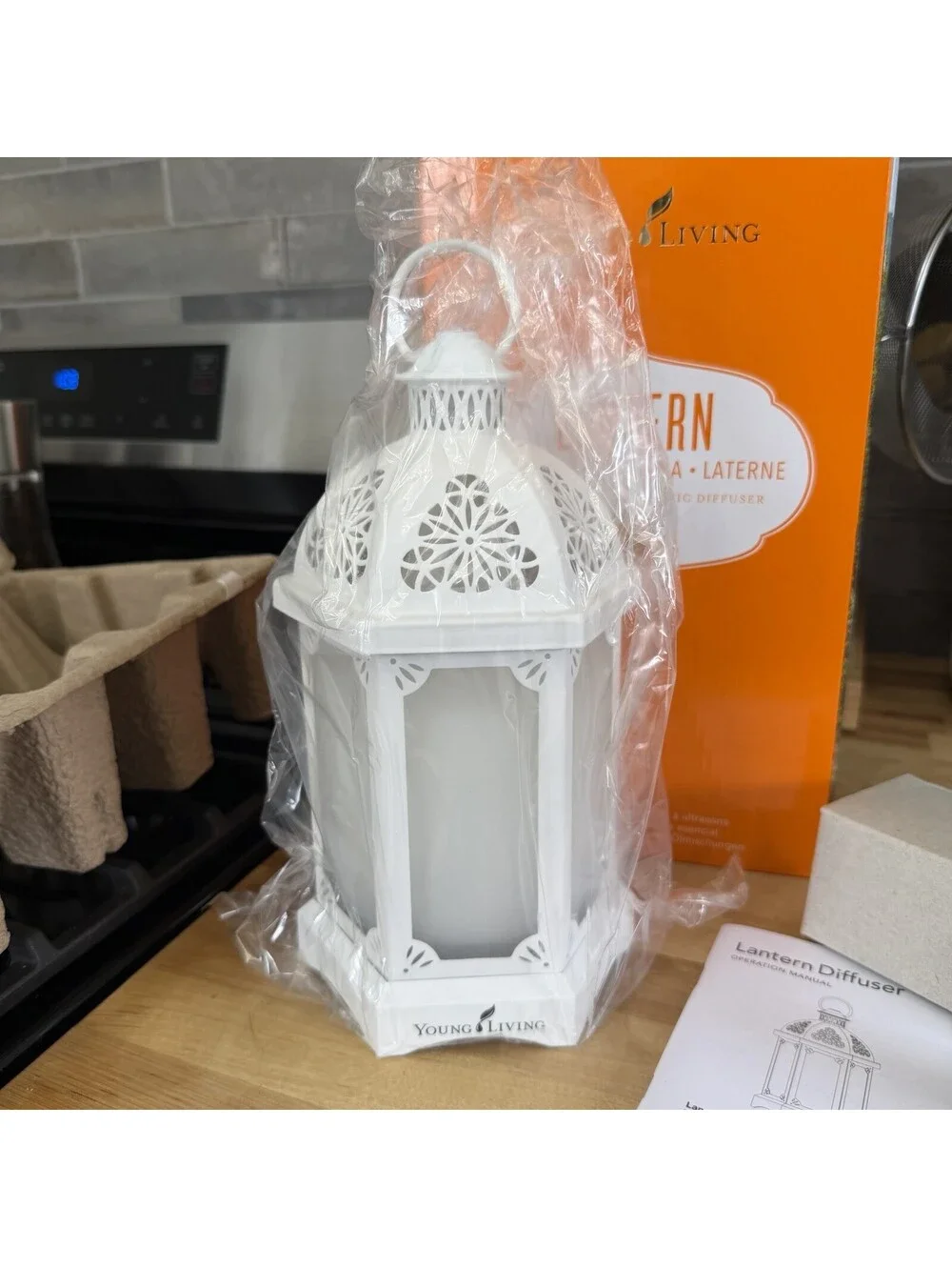 Young Living Lantern Diffuser White w/ Box & Oils